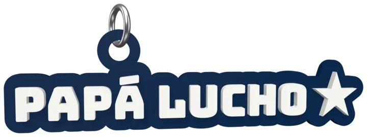 Llavero con el mensaje Papá Lucho en letras blancas sobre una placa azul marino, con una estrella.